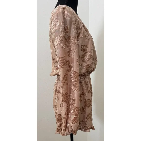 Wild Honey Burnout Velvet Floral Romper Rose Gold Long Sleeve Ruffle‎ Small - Picture 2 of 6
